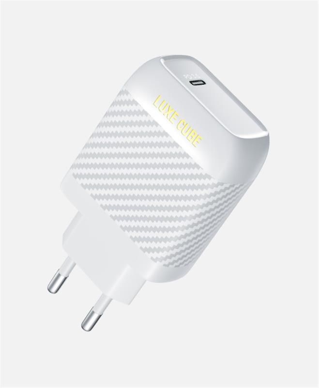 Мережевий зарядний пристрій Luxe Cube Dynamic 18W (1USBх3A) White (4446689880643)