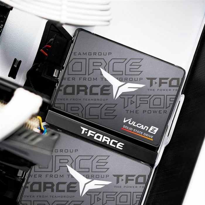 Накопичувач SSD 256GB Team Vulcan Z 2.5" SATAIII 3D TLC (T253TZ256G0C101)