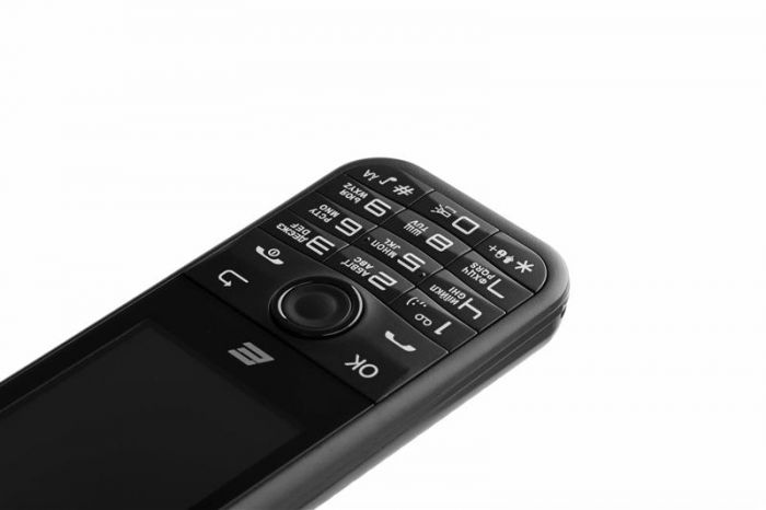 Мобiльний телефон 2E E240 2022 Dual Sim Black (688130245159)