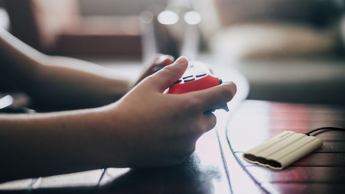 Накопичувач зовнішній SSD 2TB Samsung T7 Shield Beige (MU-PE2T0K/EU)