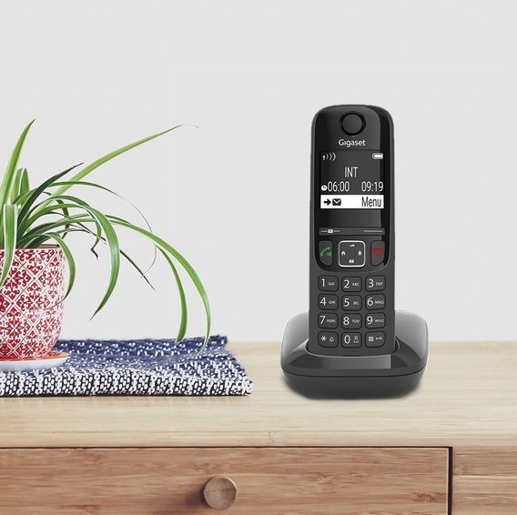 Радiотелефон DECT Gigaset AS690 Black (S30852-H2816-S301)