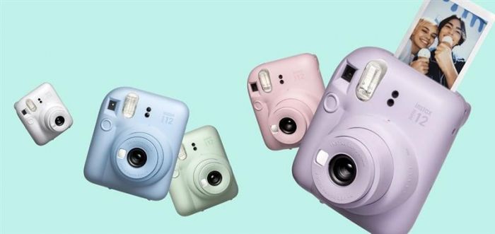 Фотокамера миттєвого друку Fujifilm Instax Mini 12 Blossom Pink (16806107)