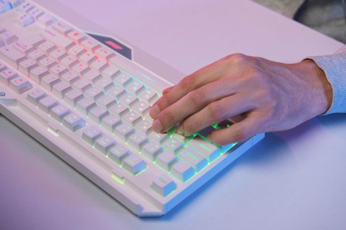 Клавіатура 2E Gaming KG315 RGB USB White Ukr (2E-KG315UWT)