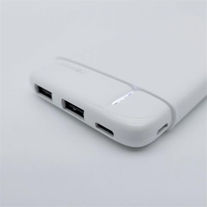 Універсальна мобільна батарея Forever TB-100M 10000mAh White (1283126565106)