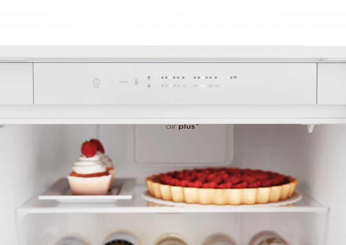 Вбудований холодильник Candy CBL3518E