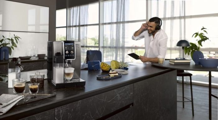 Кавоварка Delonghi Dinamica Plus ECAM 380.95.TB