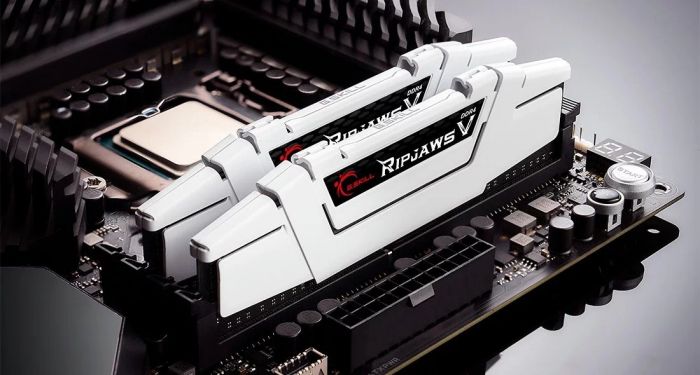 Модуль пам`ятi DDR4 2x16GB/3600 G.Skill Ripjaws V White (F4-3600C18D-32GVW)