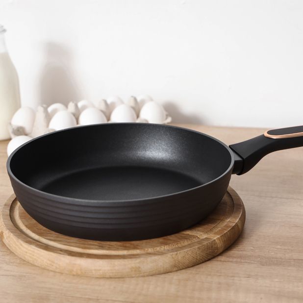 Сковорода Magio MG-1165 26 см