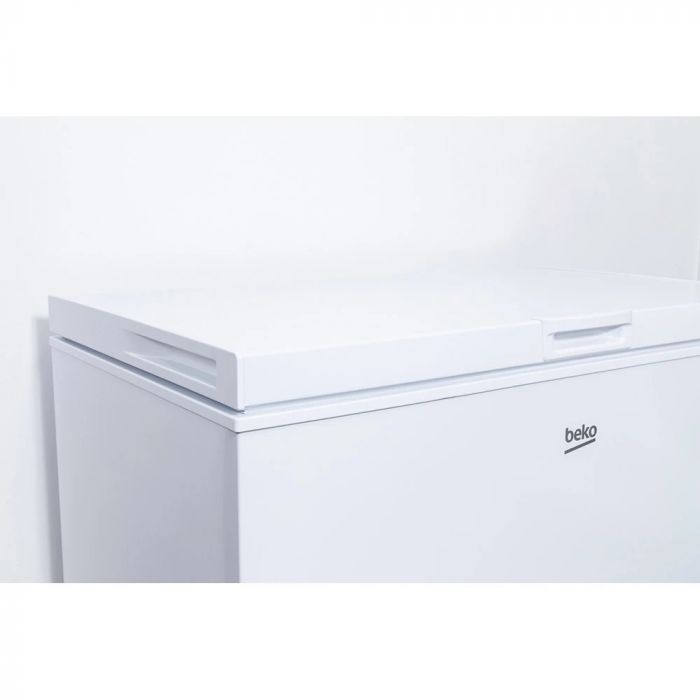 Морозильний ларь Beko CF200W