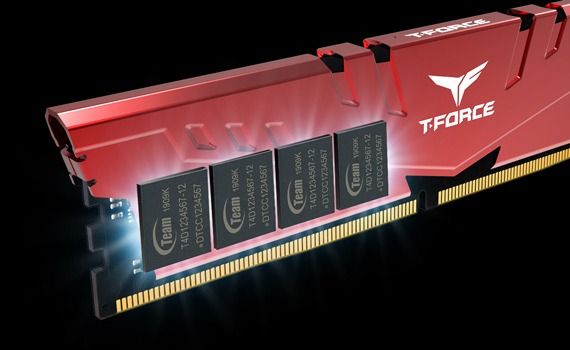 Модуль пам`яті DDR4 16GB/3200 Team T-Force Vulcan Z Red (TLZRD416G3200HC16F01)