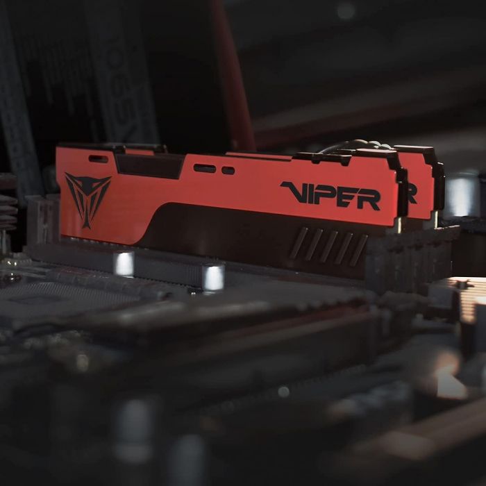 Модуль пам`яті DDR4 16GB/3600 Patriot Viper Elite II Red (PVE2416G360C0)