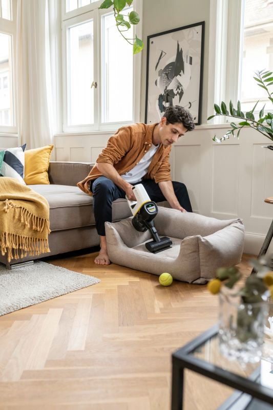 Аккумуляторный пылесос Karcher VC 4 Cordless myHome Pet (1.198-633.0)