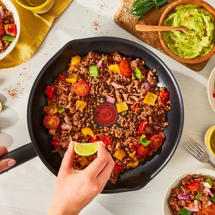 Сковорода з кришкою Tefal Day by Day 20 см (B5580223_SET)