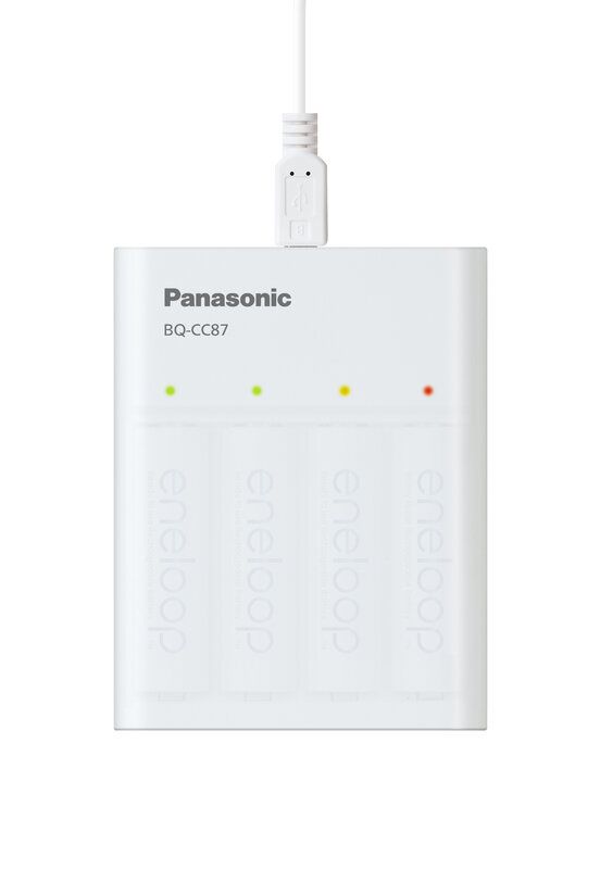 Зарядний пристрій Panasonic Eneloop ready USB in/out з функцією Power Bank 