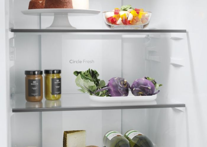 Холодильник Candy CNCQ2T518EW