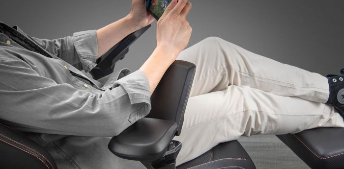 Крісло для геймерів Cougar Armor Evo M