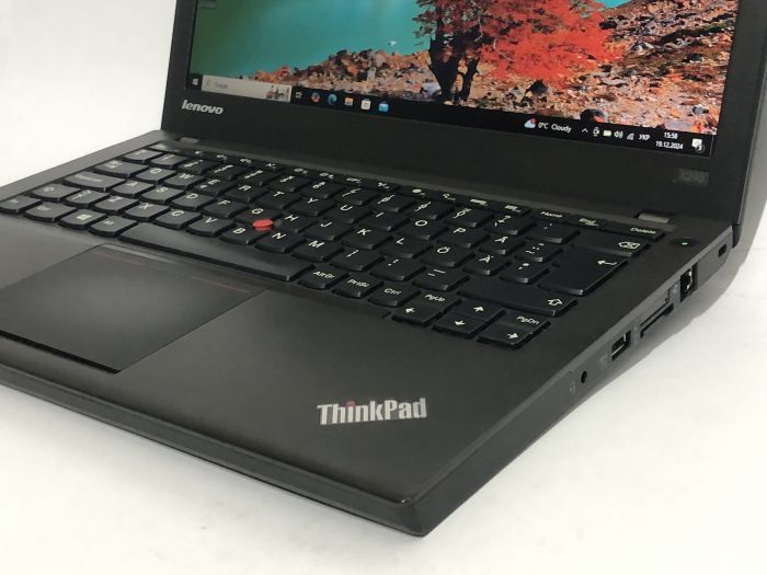 Ноутбук Lenovo ThinkPad X240 (LENX240E910) б.в