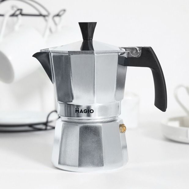 Гейзерна кавоварка Magio MG-1002