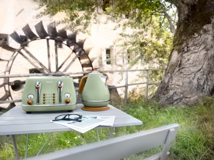 Електрочайник Delonghi KBOV 2001.GR