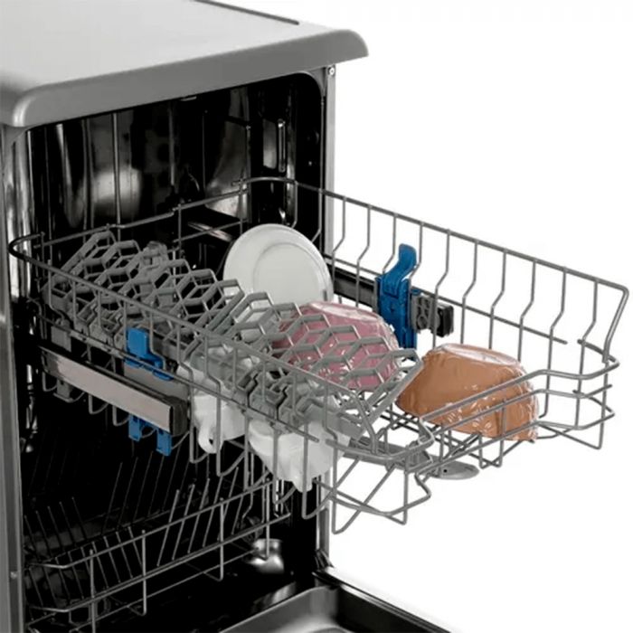 Посудомийна машина IndesitDSCFE1B10SRU